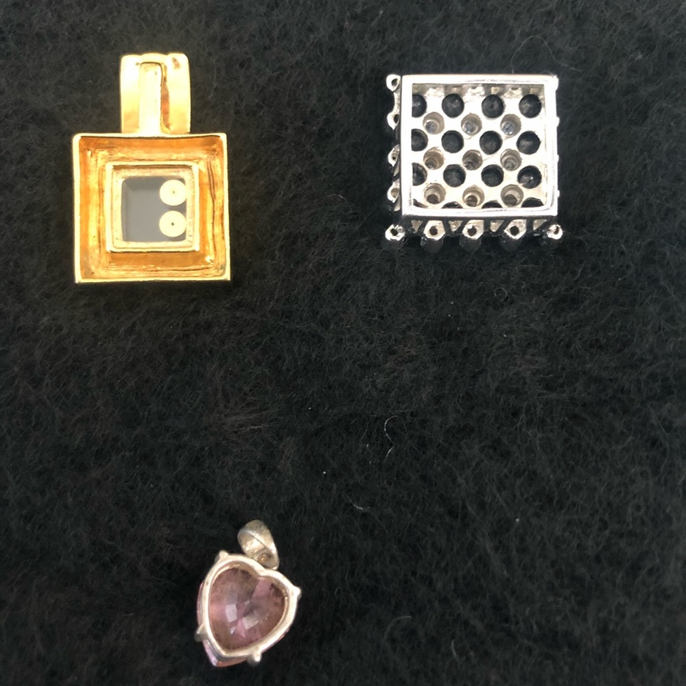 Pendants - Picture 2 of 6